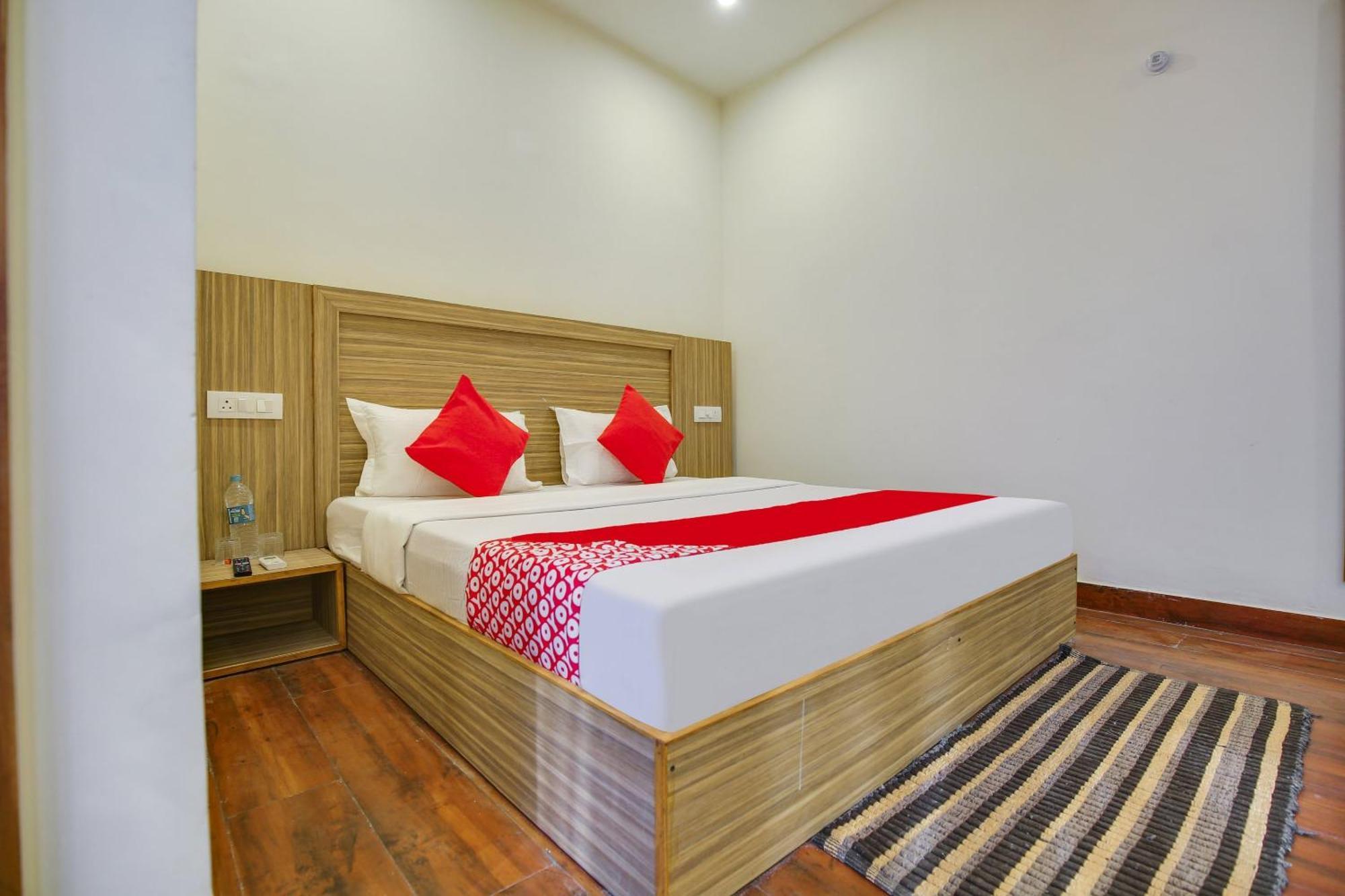 Flagship Hotel City Park Mohali エクステリア 写真