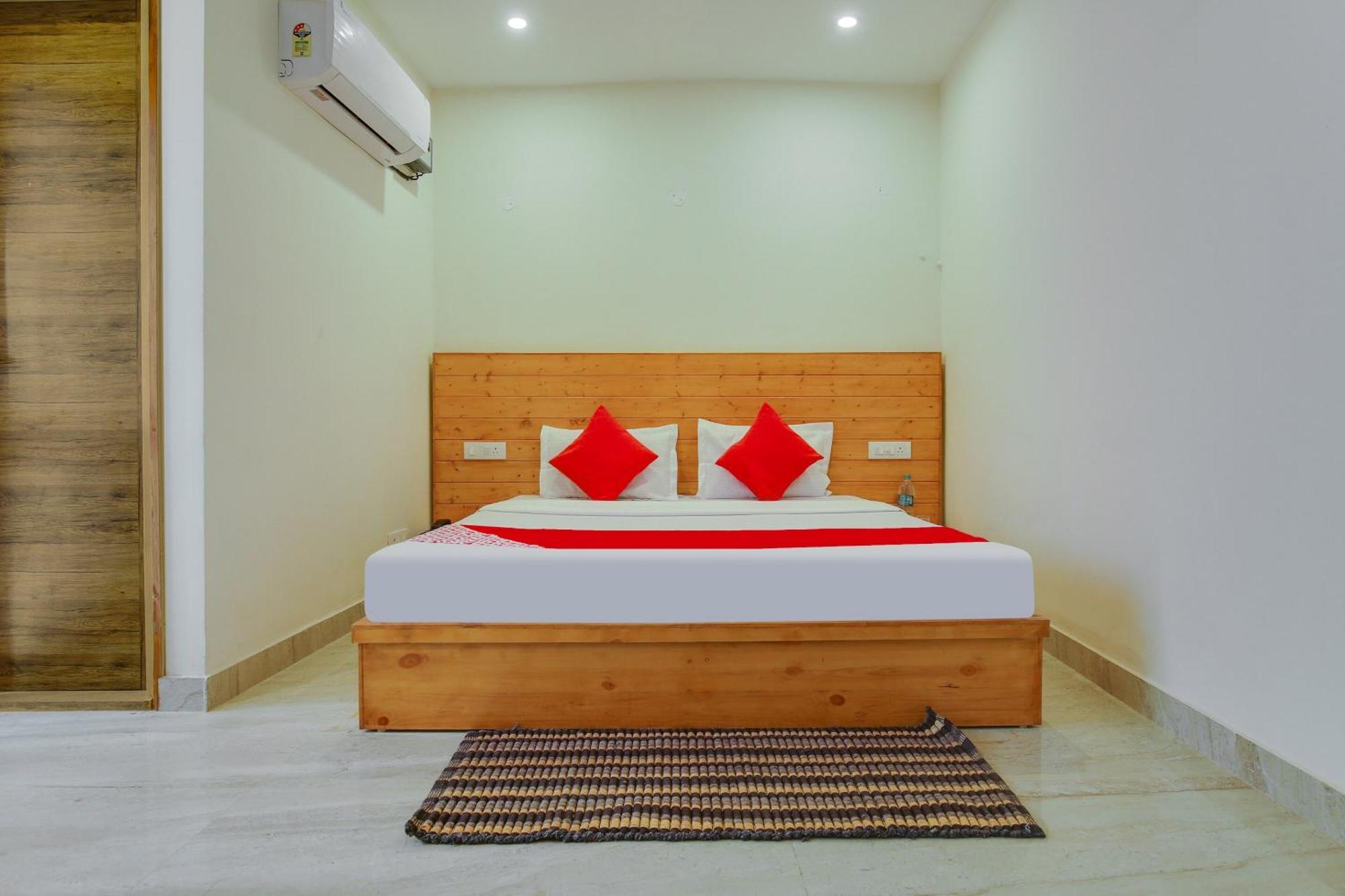 Flagship Hotel City Park Mohali エクステリア 写真